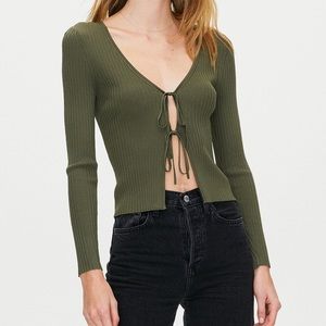 Black Aritzia Alchemy Sweater